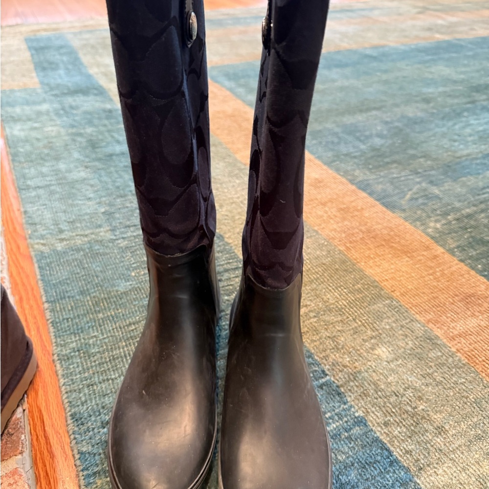 Black Patterned Rain Boots - Picture 4 of 4